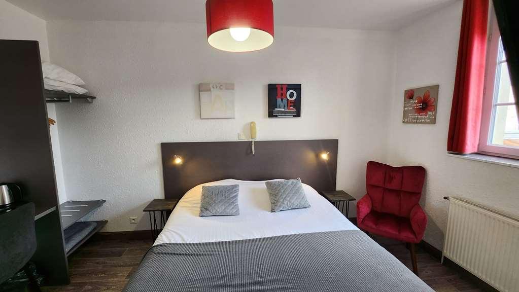 Cit'Hotel Le Cheval Blanc Cognac Centre Quarto foto