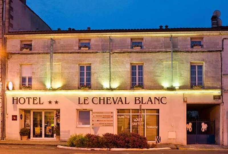 Cit'Hotel Le Cheval Blanc Cognac Centre Exterior foto