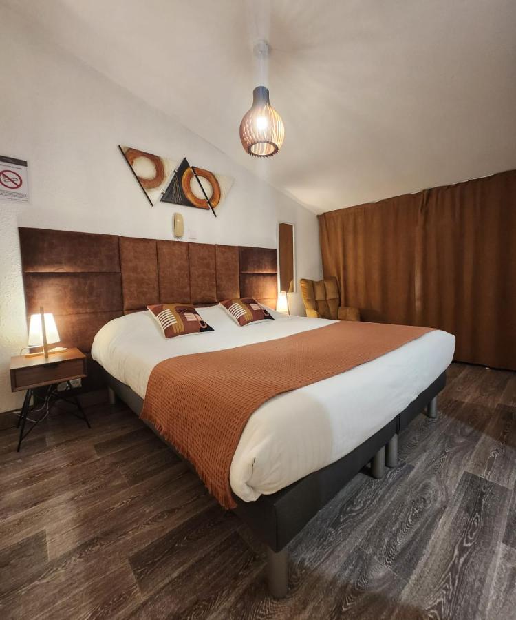 Cit'Hotel Le Cheval Blanc Cognac Centre Exterior foto