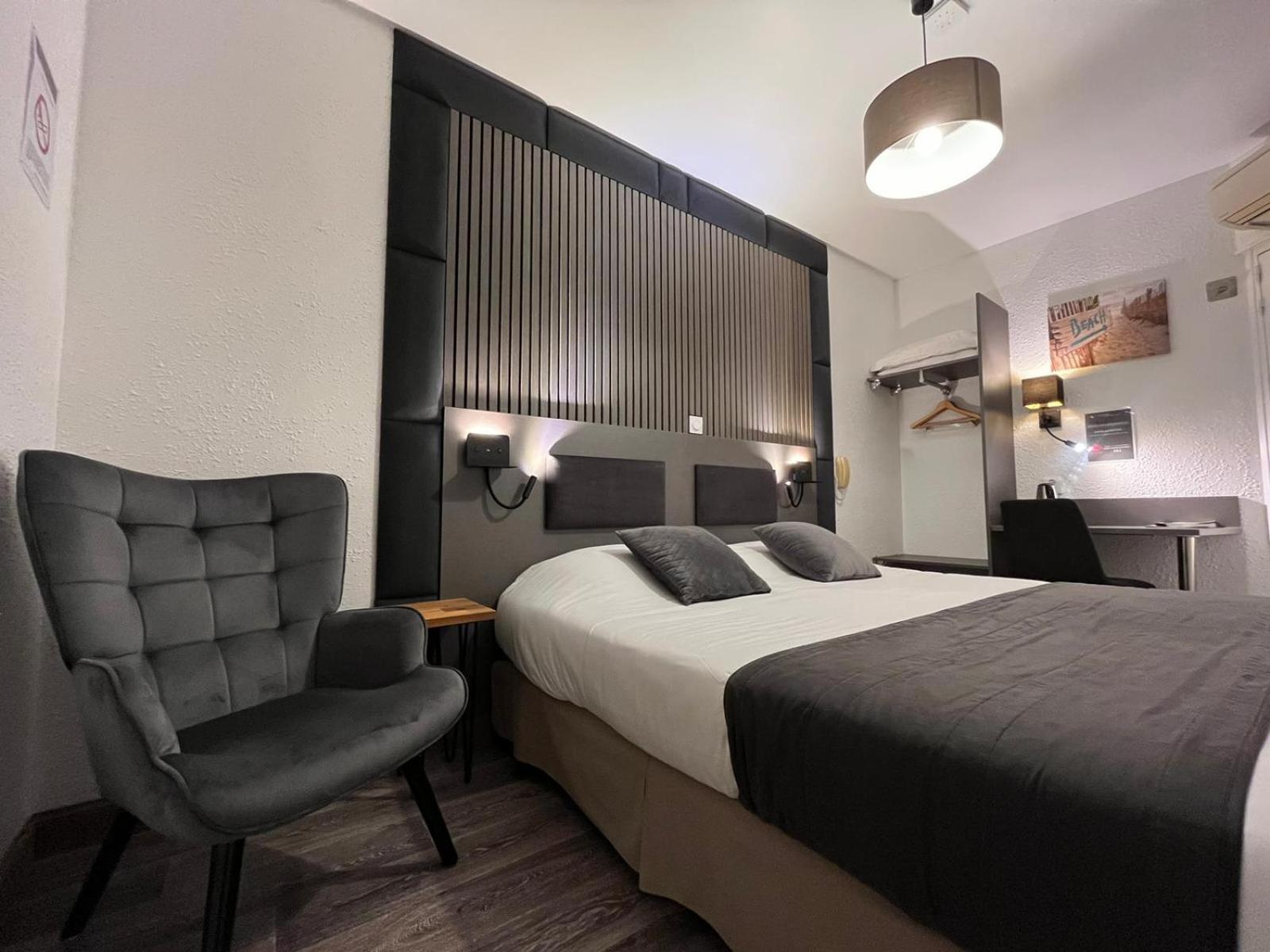 Cit'Hotel Le Cheval Blanc Cognac Centre Exterior foto
