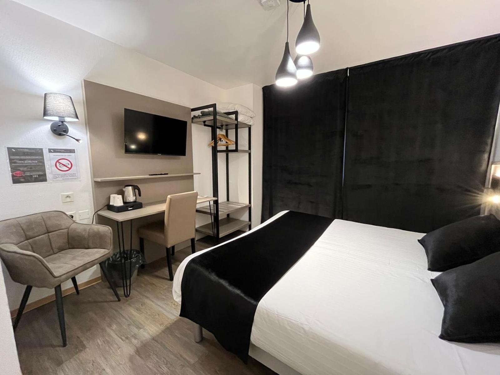 Cit'Hotel Le Cheval Blanc Cognac Centre Exterior foto